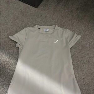 Gymshark Women's Light Gray Short Sleeve Tee